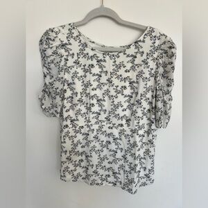 Abercrombie and Fitch Top